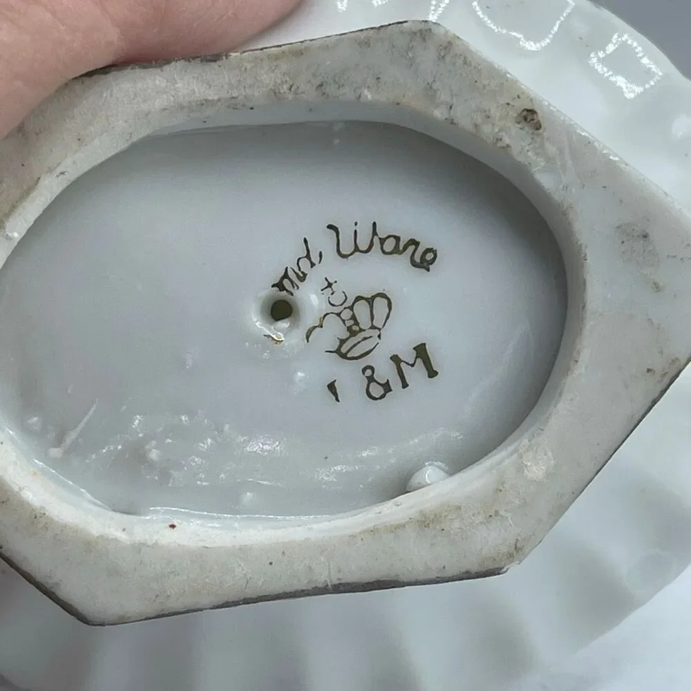 Antique Wallendorf German porcelain trinket dish-soap dish.